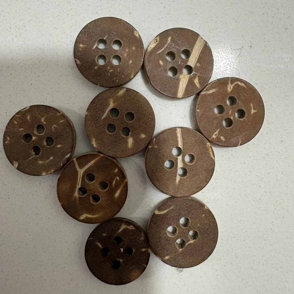 Tommy Bahama Buttons & Patch Set Brown Bamboo Etched Coconut Wood 9pc 0.75in